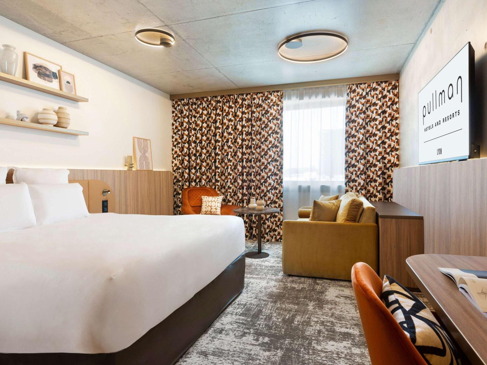 Отель Pullman Лион Экстерьер фото